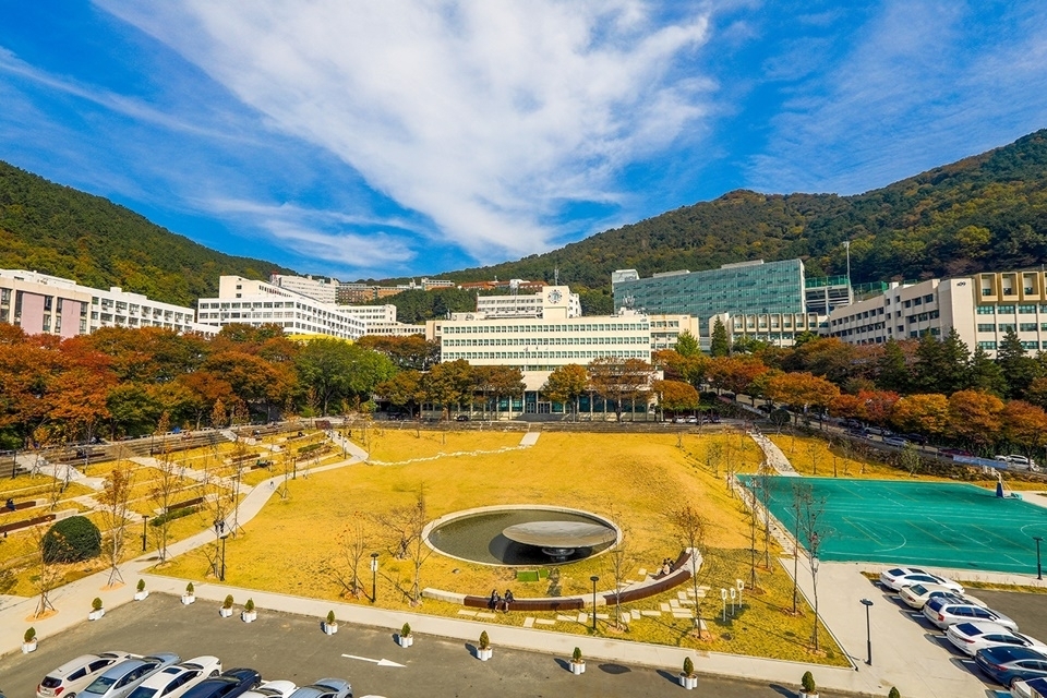 동아대학교 이미지