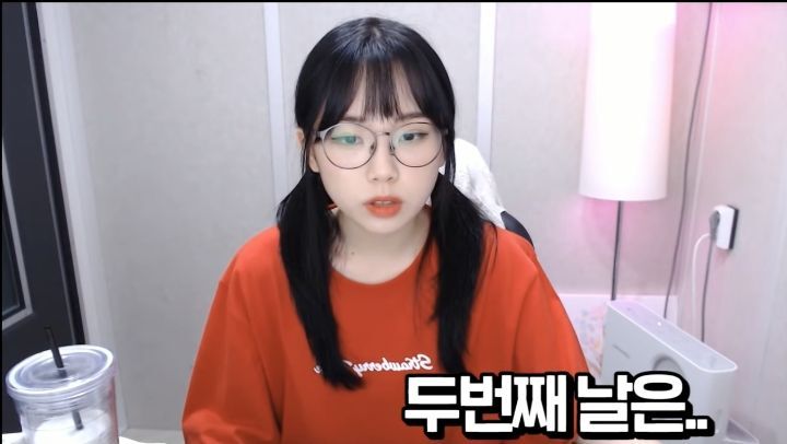 트위치 스트리머 우정잉 팔로워 40명이던 시절.jpg | 인스티즈