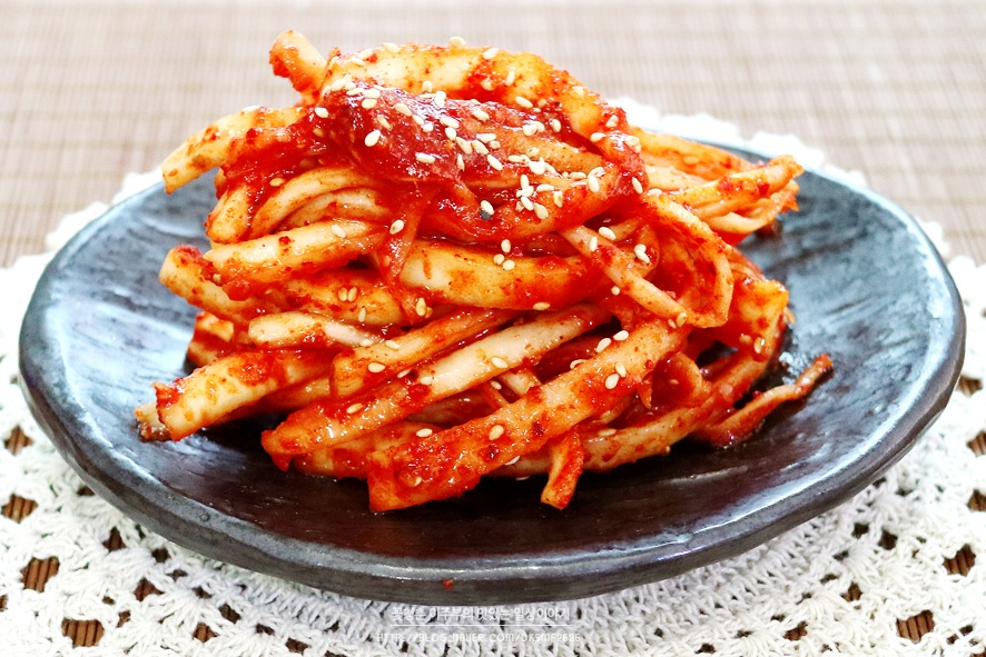 이 반찬이면 밥 몇공기 가능하시나요? | 인스티즈