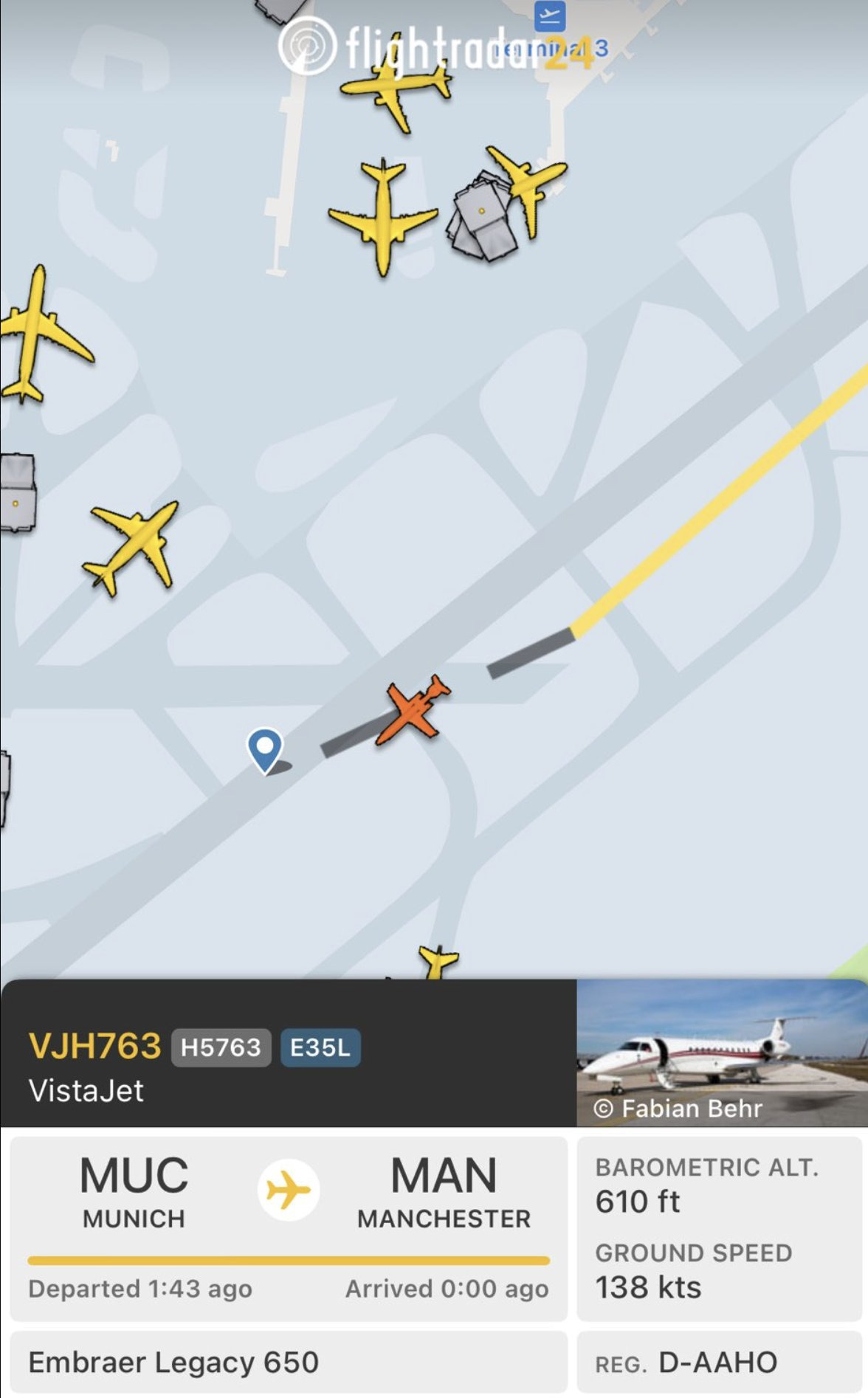 더 리흐트 & 마즈라위가 탄 비행기 방금 맨체스터 도착 - ☆ ··· 해외토크방 - 樂soccer