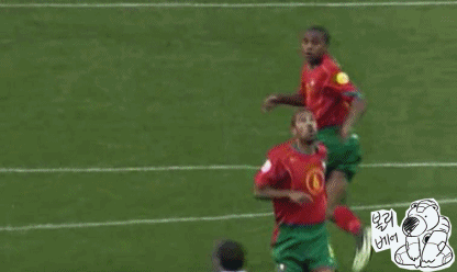 "원더보이"마이클 오언 .gif | 인스티즈