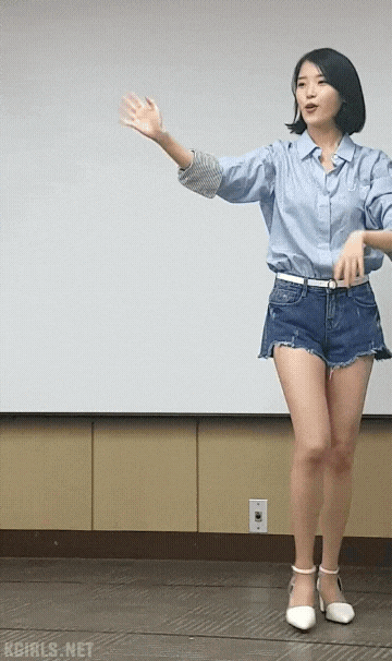 대학생같은 아이유.jpgif | 인스티즈