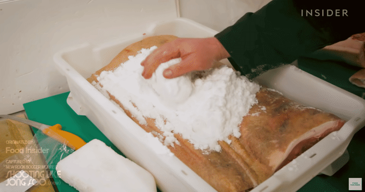 영국식 베이컨의 제조과정.gif | 인스티즈