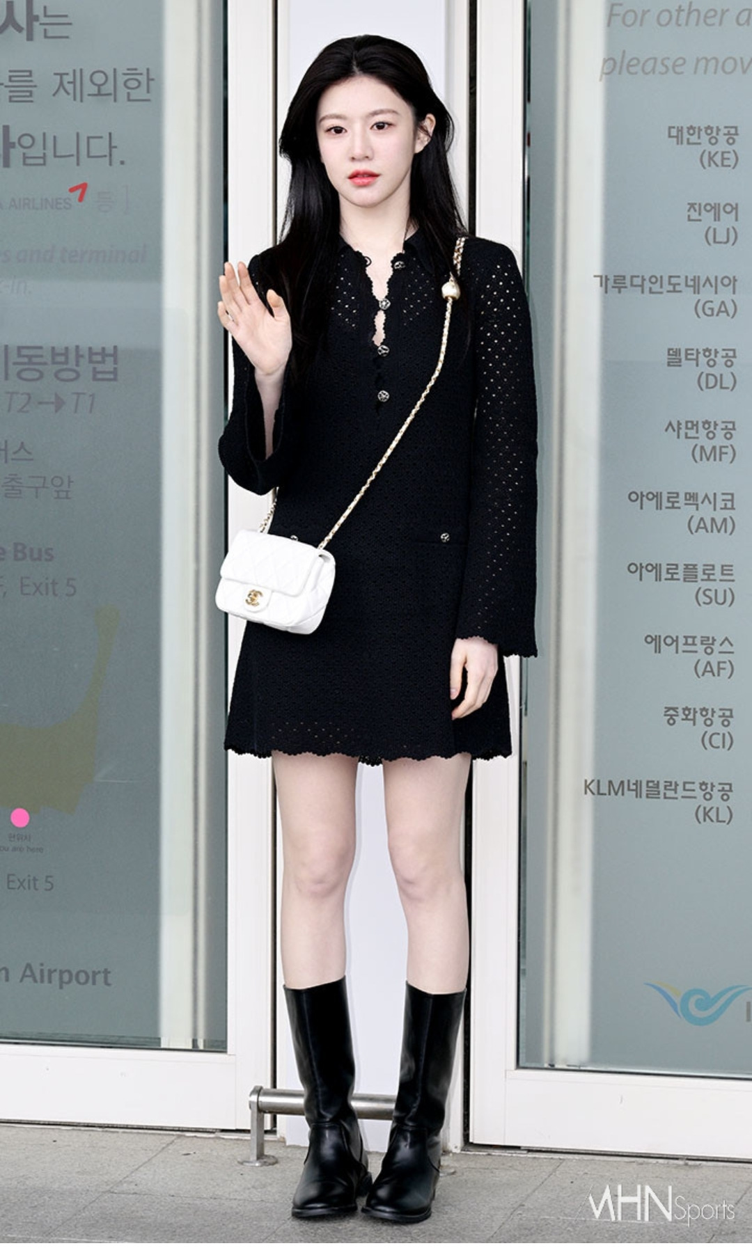 고윤정 공항 출입국.jpg | 인스티즈
