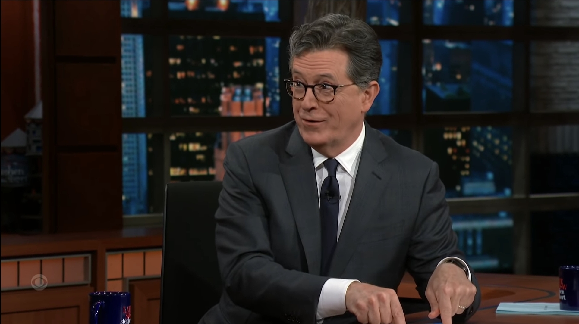 "이정재 씨, 레오나르도 디카프리오 같은 셀럽이 같이 사진 찍자고 하면 기분이 어때요?ㅎㅎ".JPG | 인스티즈