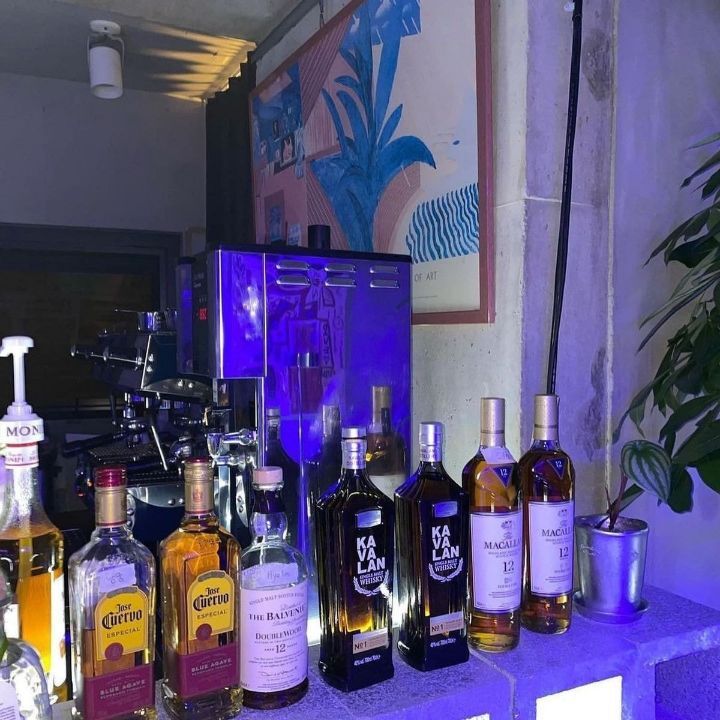 남태현 & 하트시그널 서민재가 운영 중이라는 카페 바 Unison | 인스티즈