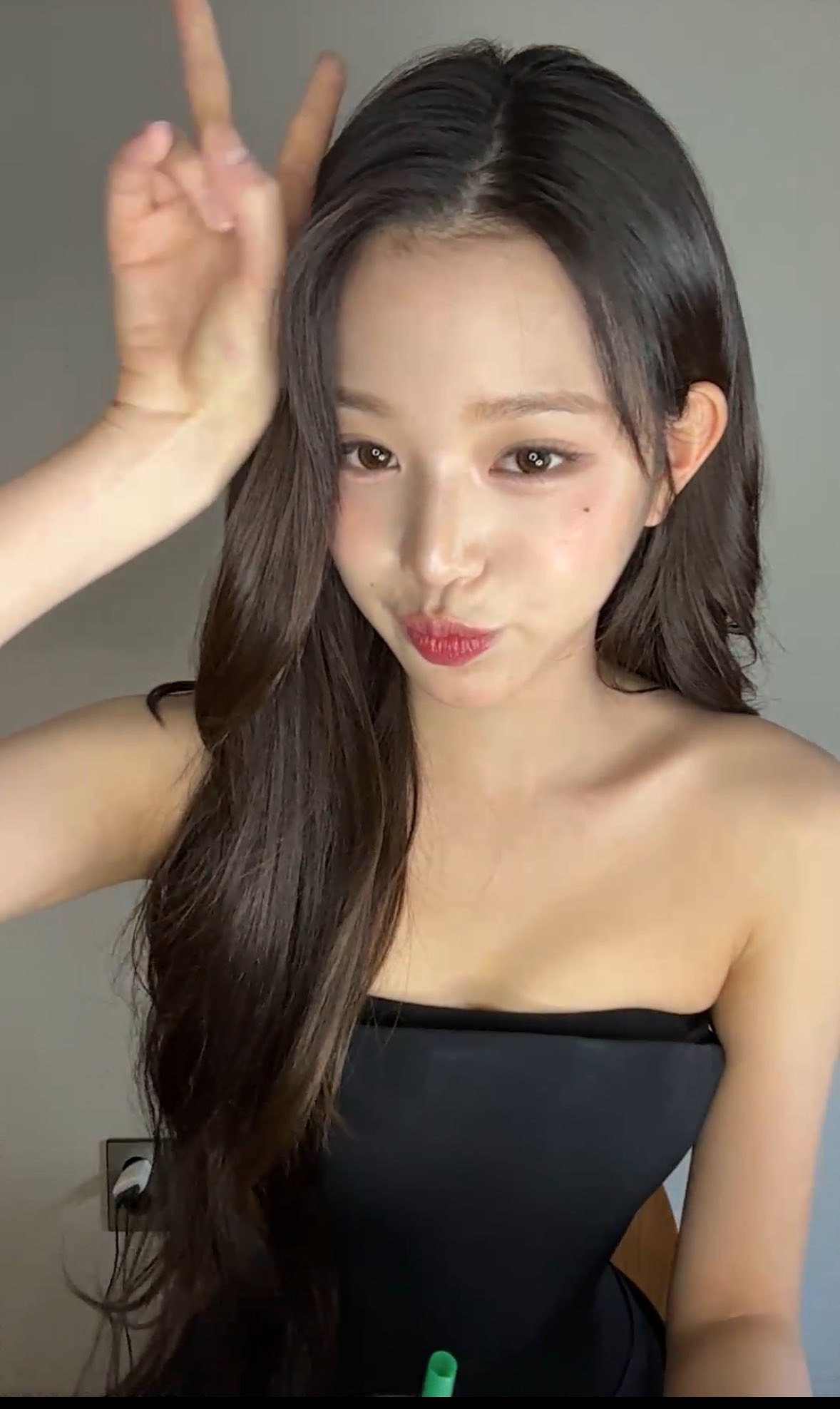 실시간 라이브 방송중인 아이브 장원영 얼굴 - ★ --- 하프타임 - 樂 soccer.