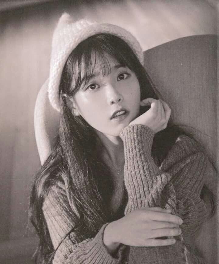 흑백 아이유.jpg | 인스티즈
