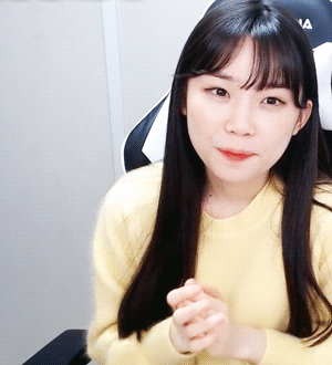 실어증에 걸려버린 트위치 스트리머 우정잉 ㅠ_ㅠ (혐오주의) | 인스티즈