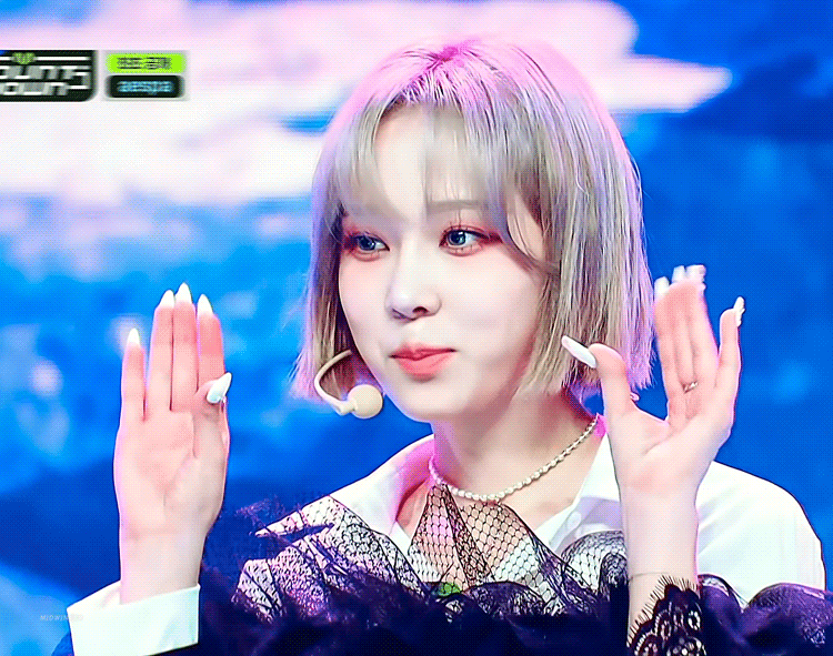 곧 겨울이라 윈터.gif | 인스티즈