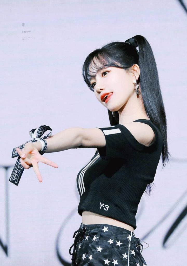 양갈래 조유리.jpg | 인스티즈