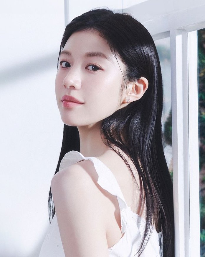 윤정 이미지