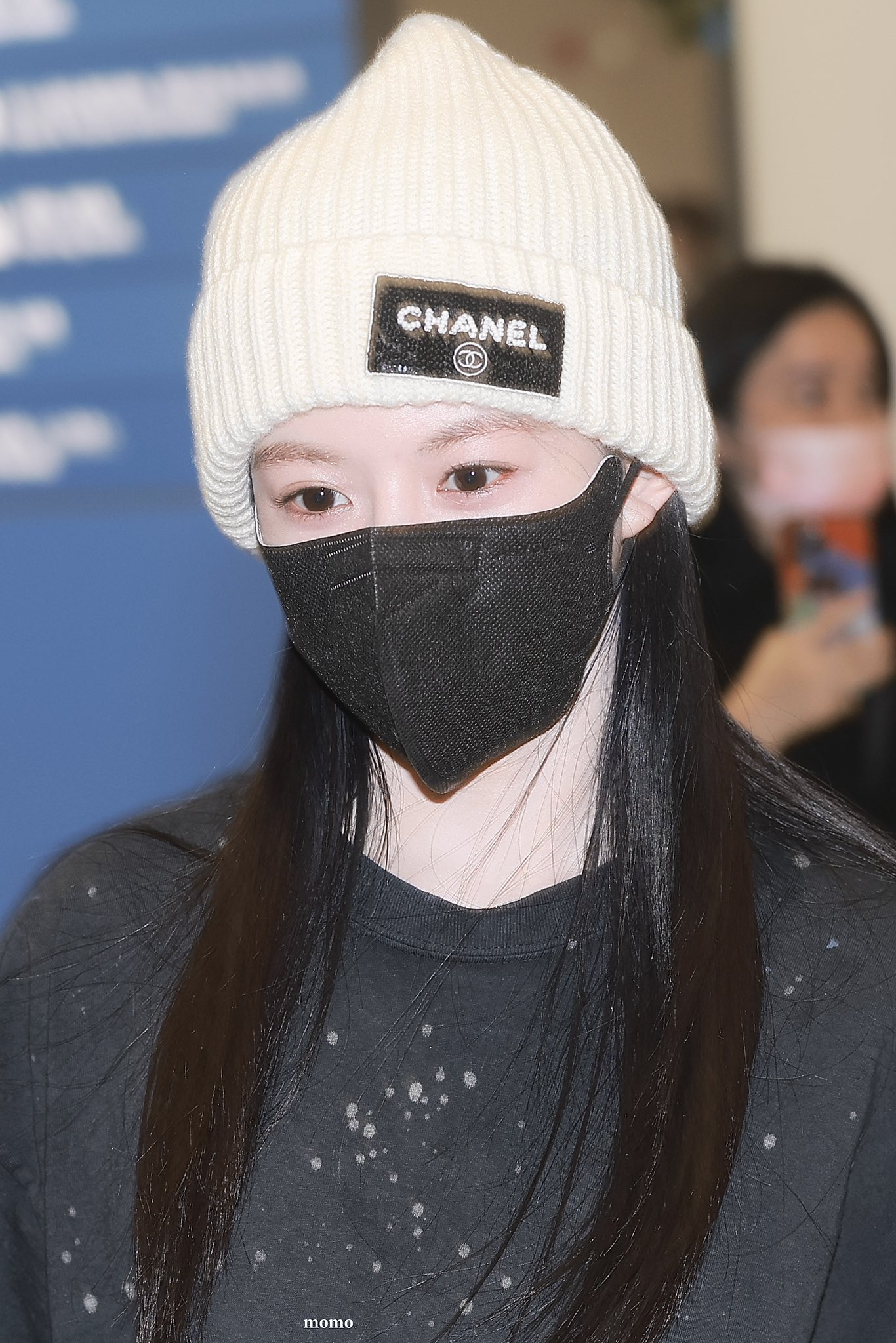 고윤정 공항 출입국.jpg | 인스티즈