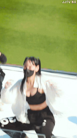 노제 빙의한 정희정 치어리더.gif | 인스티즈