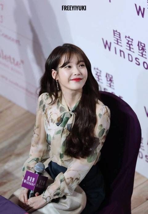 아이유 팬들 사이에서 끊임없이 일어나는 논쟁 | 인스티즈