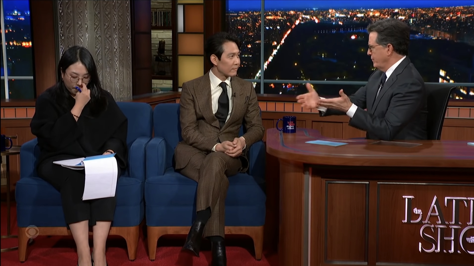 "이정재 씨, 레오나르도 디카프리오 같은 셀럽이 같이 사진 찍자고 하면 기분이 어때요?ㅎㅎ".JPG | 인스티즈