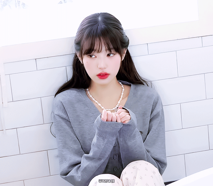 자컨에 올라온 아이브 장원영 얼굴 | 인스티즈