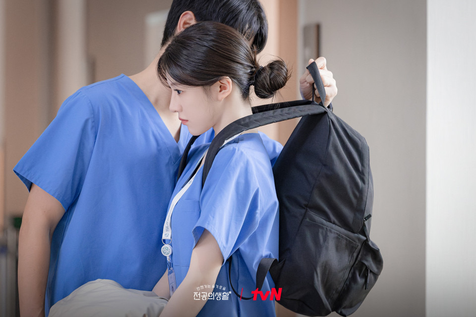 슬전의 1,2화 오이영(고윤정) 비하인드 스틸컷 | 인스티즈