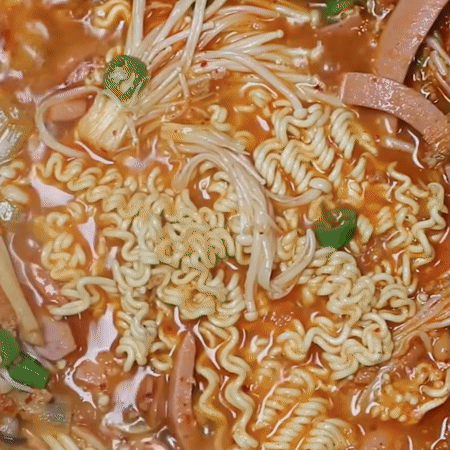 이 시간에 딱 좋은 부대찌개.gif | 인스티즈