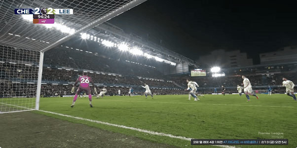 승점 3점을 날려버린 콜 파머의 역대급 빅 찬스 미스.GIF | 인스티즈