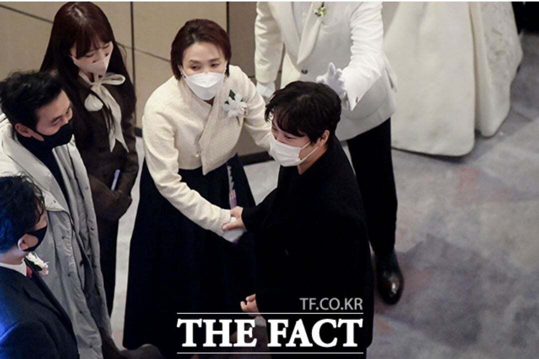 실시간 올라오고 있는 박수홍 결혼식 현장 사진 | 인스티즈
