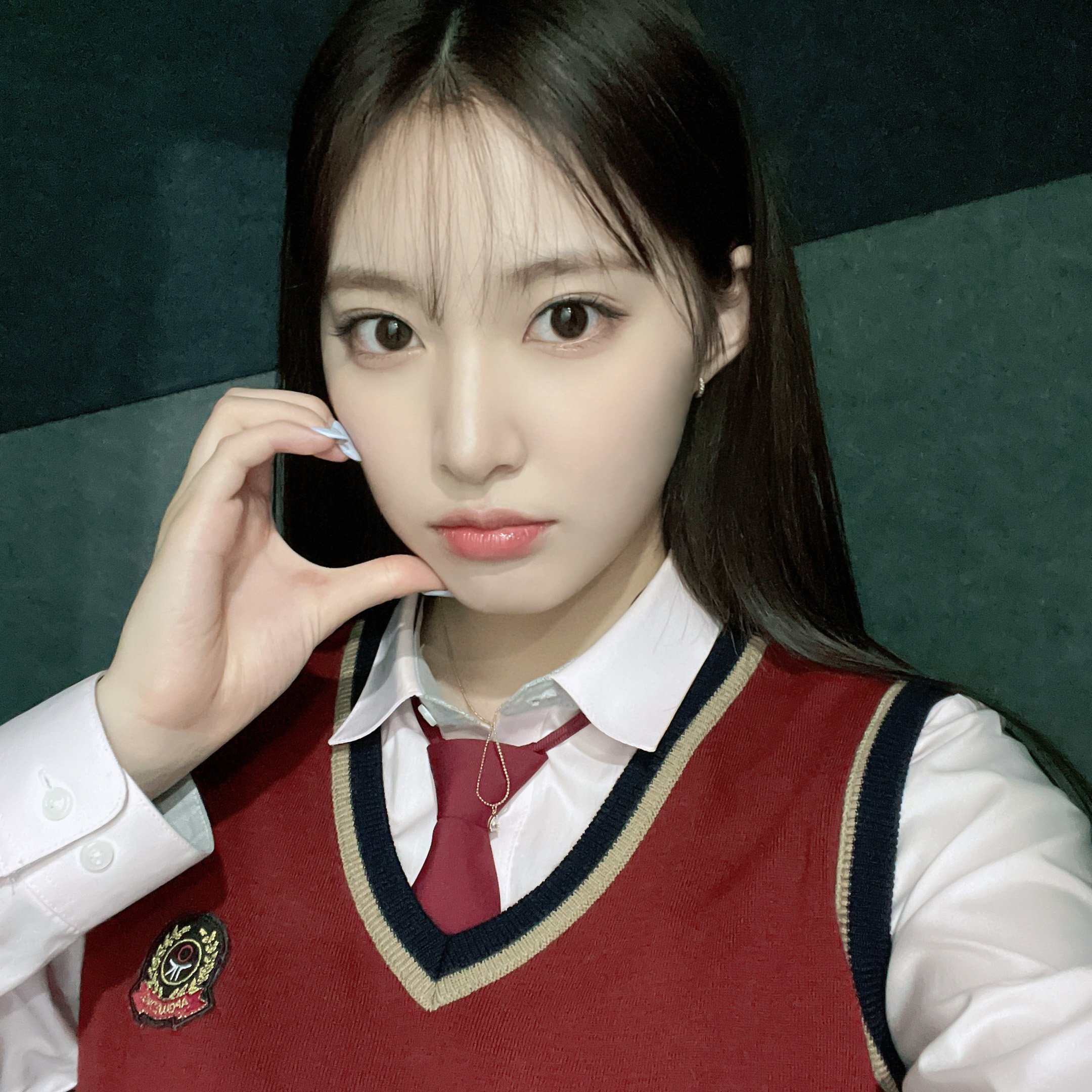 1년에 360일정도 교복 입어주는 것 같은 위클리 | 인스티즈