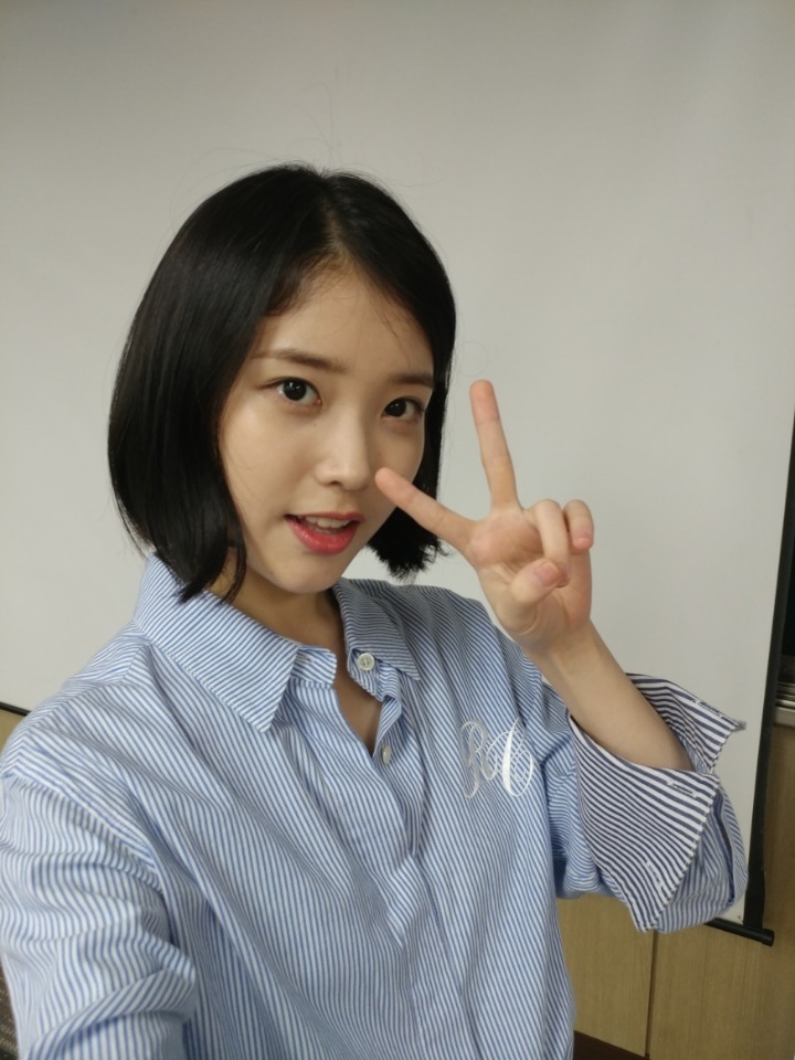 대학생같은 아이유.jpgif | 인스티즈