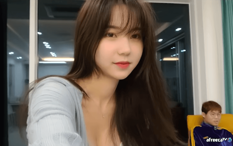 캠빨 제거한 화정 실물느낌.gif | 인스티즈