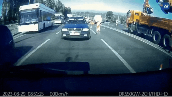 크레인 사고.gif | 인스티즈