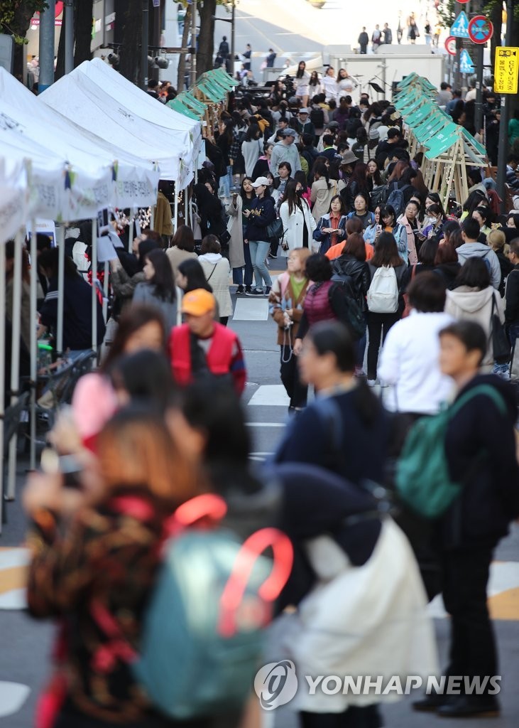 불과 1년 전인데 너무 옛날 같은 우리들의 일상 사진.jpg | 인스티즈