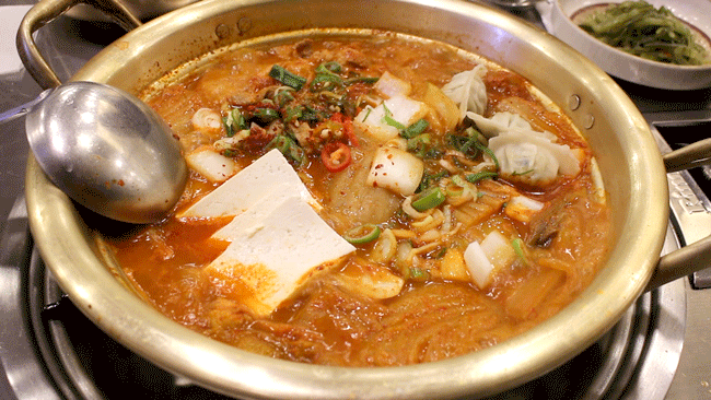 돼지고기 김치찌개.gif | 인스티즈