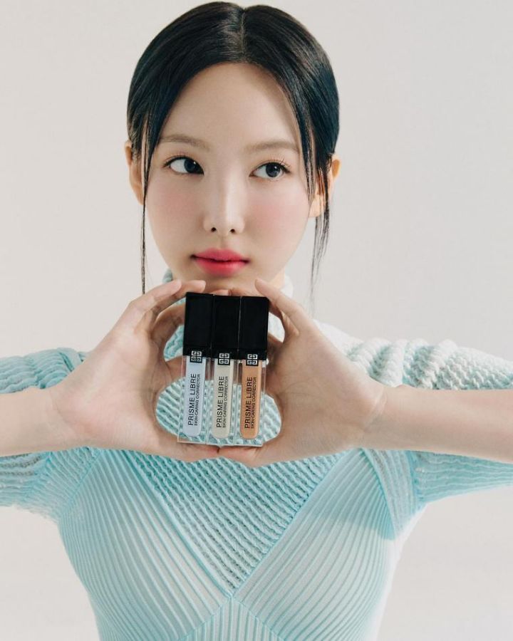 뷰티나연 이미지