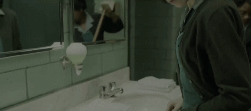 고대의 물고기 신과 사랑의 빠진 여자.gif | 인스티즈