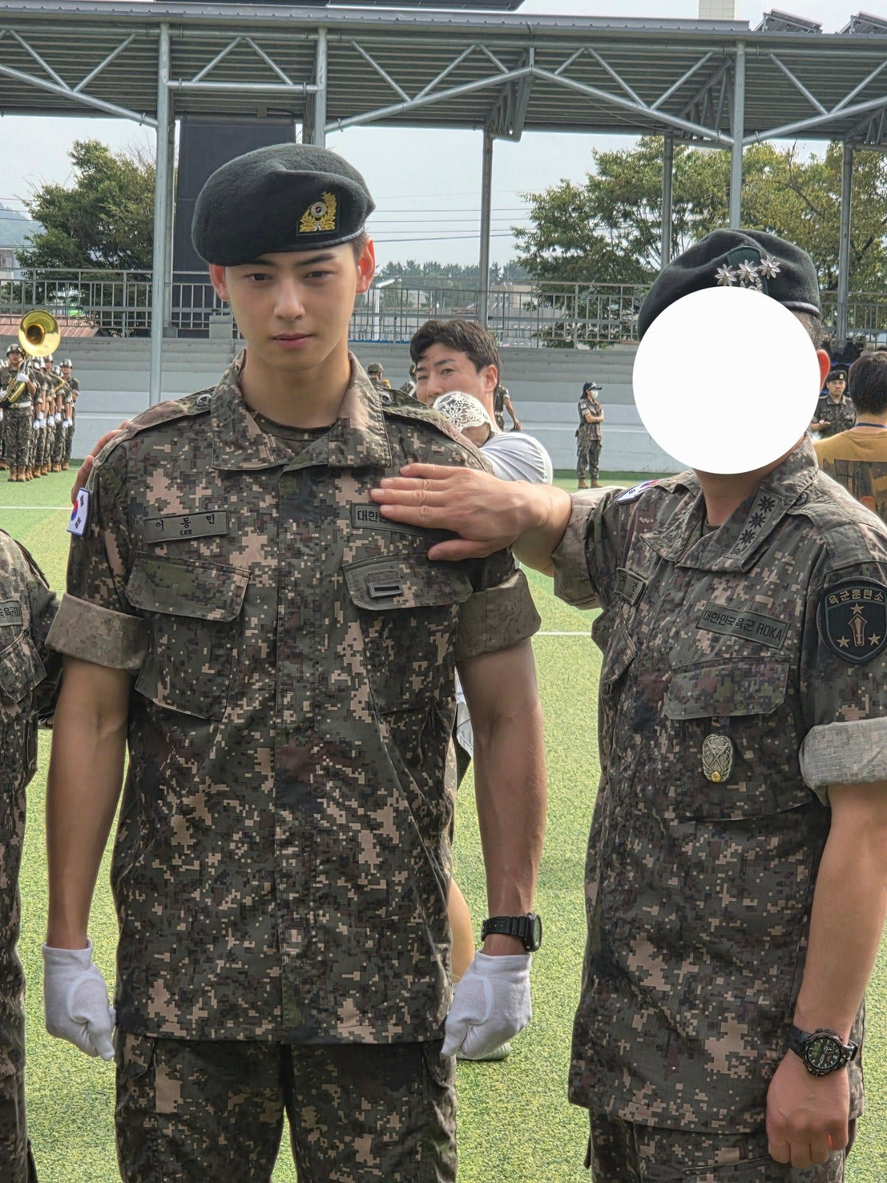 훈련병 아버지가 찍은 차은우.jpg | 인스티즈