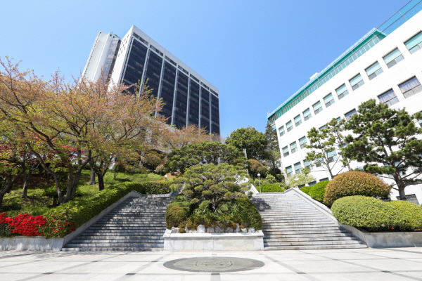 동아대학교 이미지