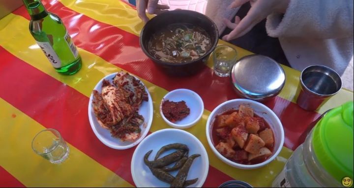 장터가마솥국밥 이미지