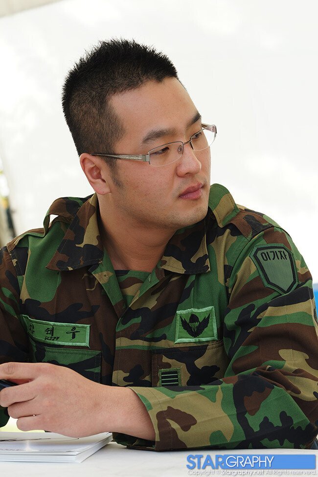 자대 갔더니 이런 사람들이랑 같이 생활한다면? | 인스티즈