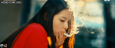 민효린 담배.GIF | 인스티즈