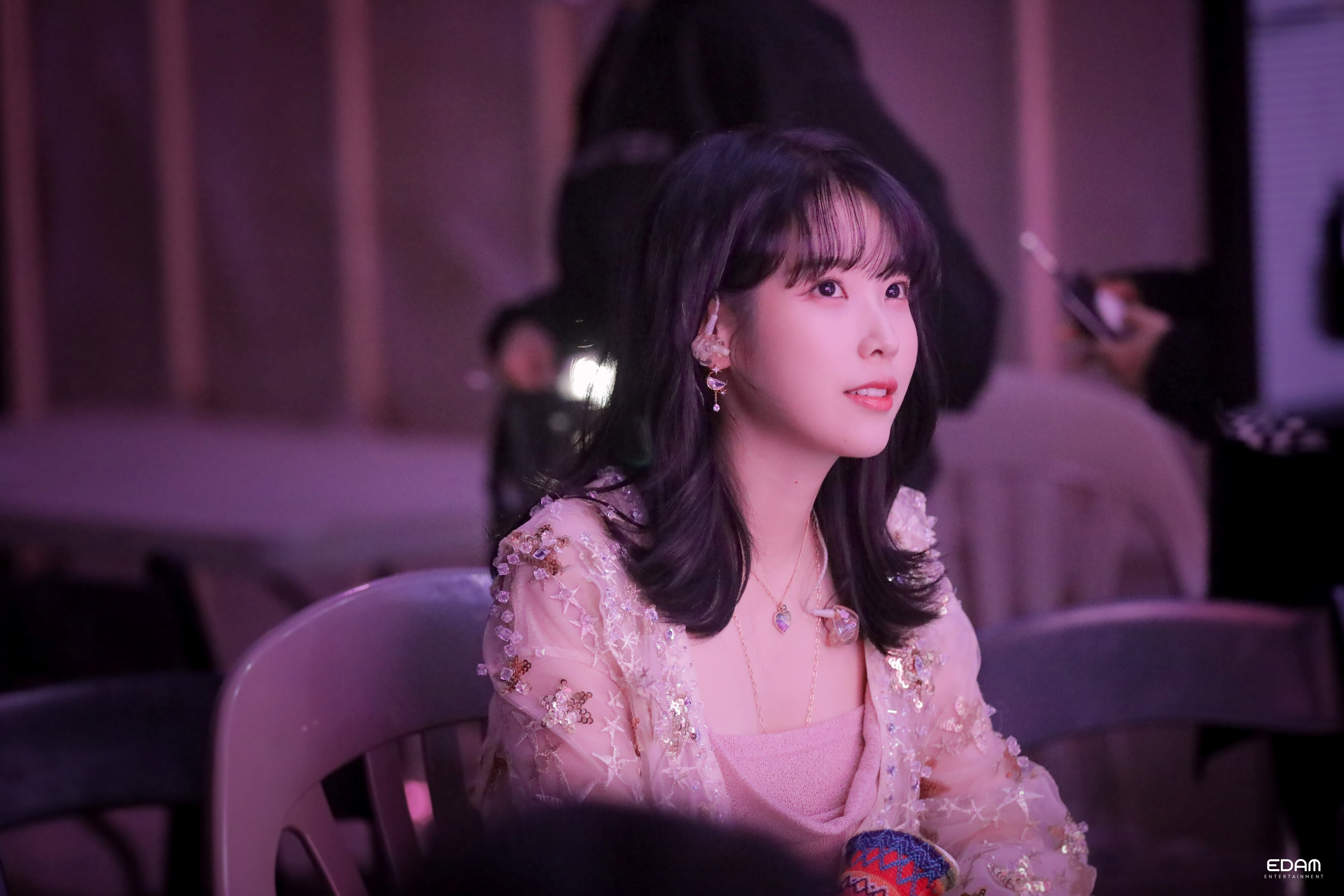 오늘뜬 아이유 사진 | 인스티즈