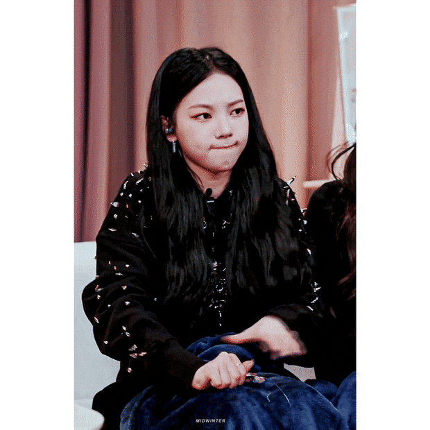 에스파 카리나의 귀여운 습관.gif | 인스티즈
