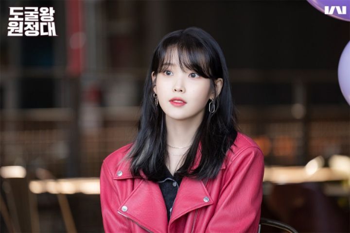 아이유 도굴왕 원정대 스틸컷.jpg | 인스티즈