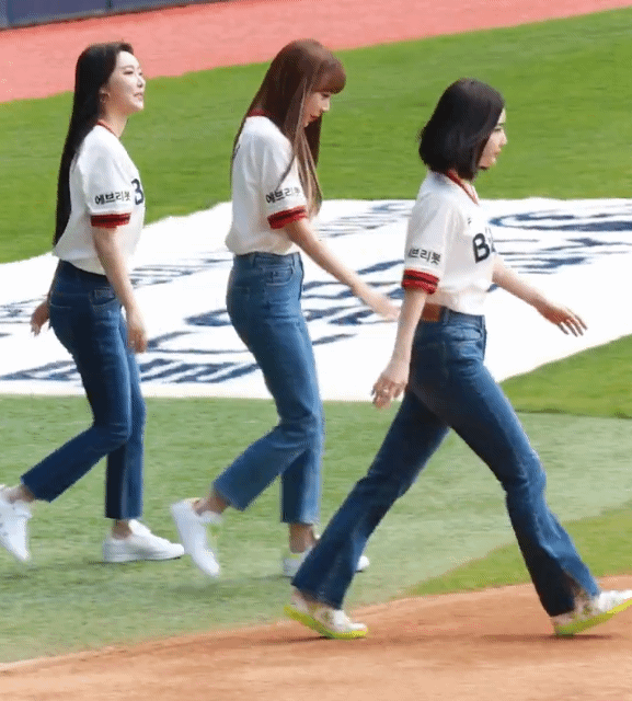 선 넘는 브브걸 홍은지 | 인스티즈