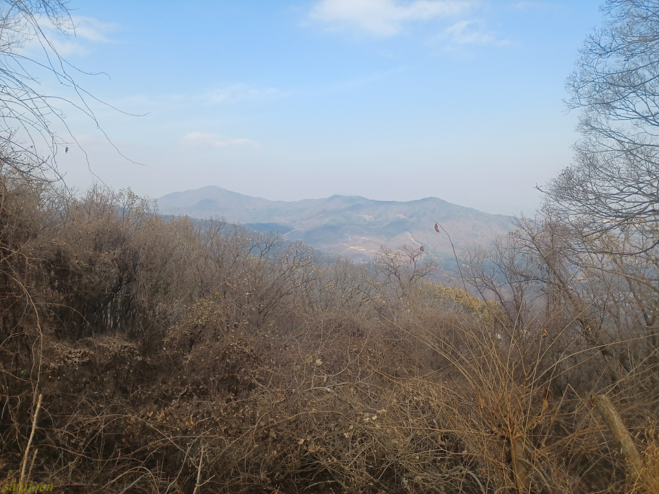 퇴뫼산 정상 이미지