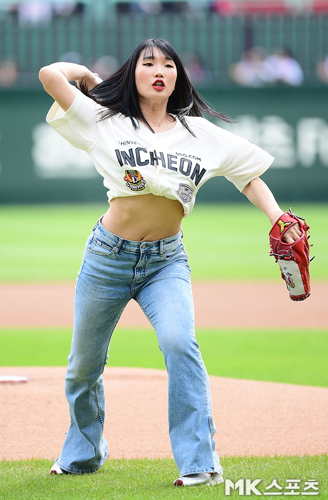 제이 제이 이미지