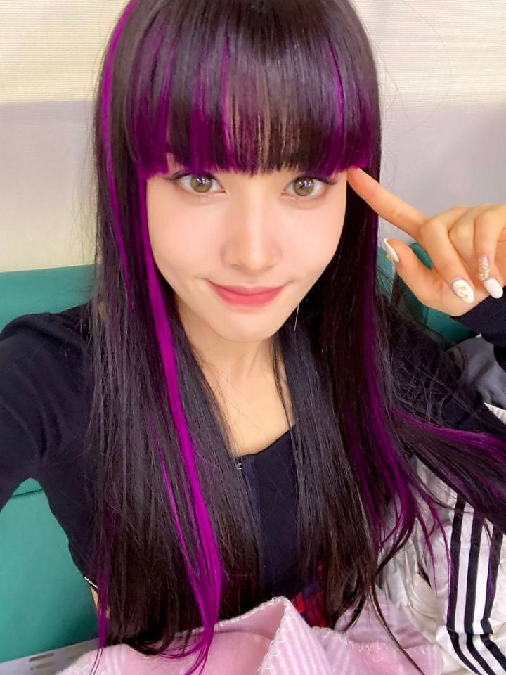 윤윤 이미지