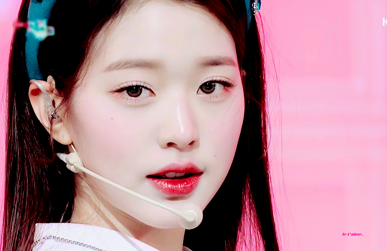 장원영 의견으로 완성됐다는 아이브 LOVE DIVE 안무 | 인스티즈