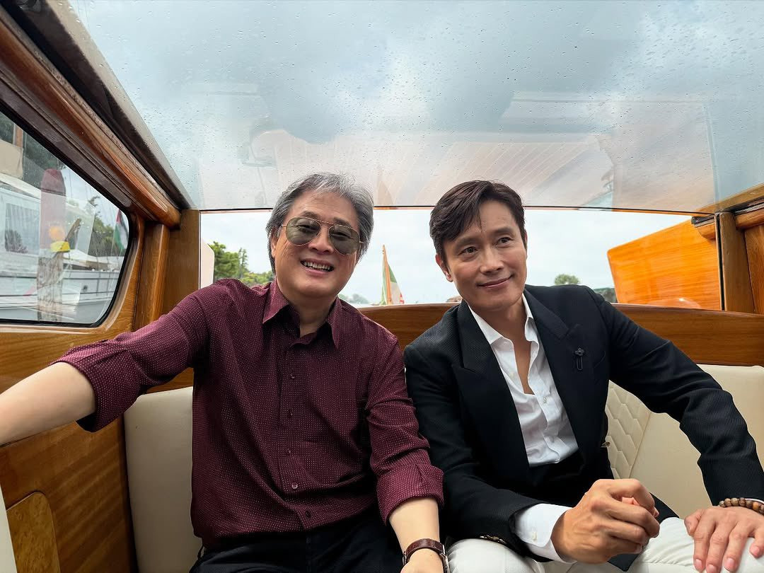 실시간 베니스 영화제 참석한 어쩔수가없다 팀 | 인스티즈
