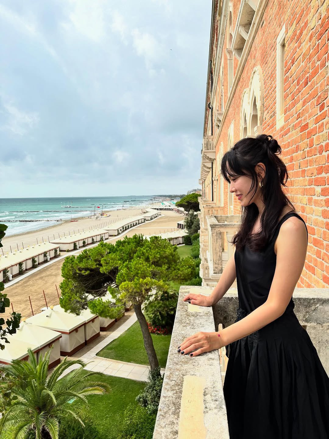 손예진이 팔에 해준 싸인으로 타투한 외국 팬 | 인스티즈