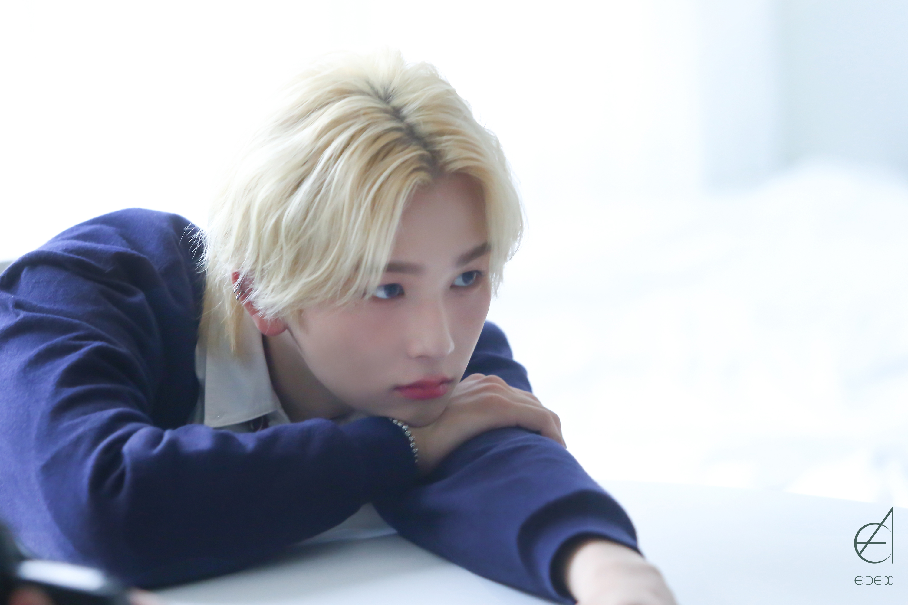 비하인드플러스 이미지