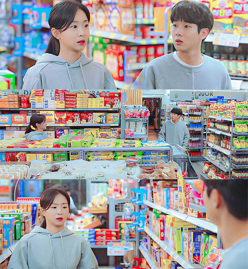 그 해 우리는에서 거의 매회 센스 있다고 언급 많은 교복~캠퍼스~오피스를 넘나드는 최우식X김다미 사계절 시밀러 룩.gifs | 인스티즈